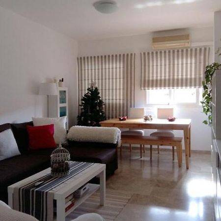 Апартаменти Malaga Habitacion En Apartamento Carlos Haya Екстер'єр фото