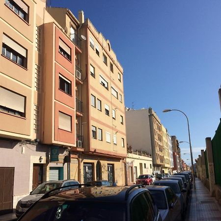 Апартаменти Malaga Habitacion En Apartamento Carlos Haya Екстер'єр фото