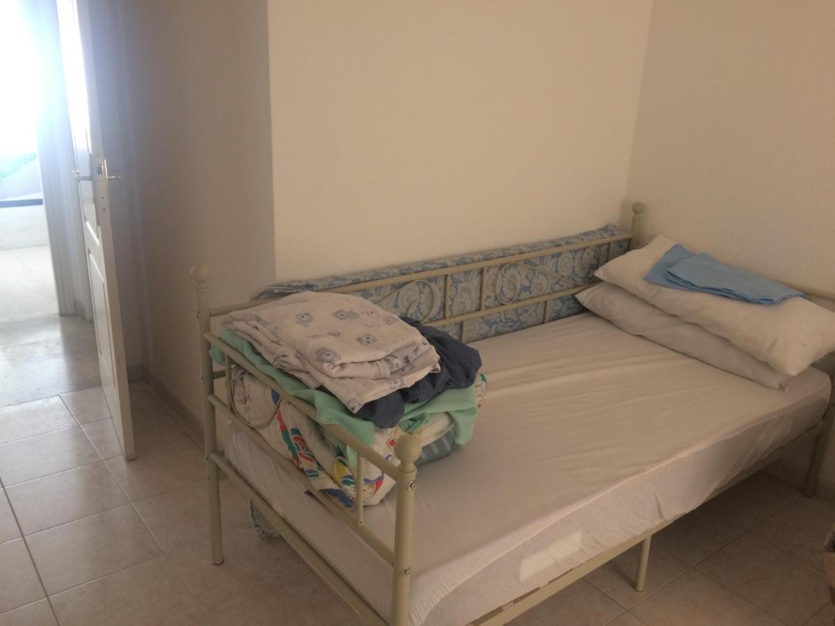 Апартаменти Malaga Habitacion En Apartamento Carlos Haya Екстер'єр фото